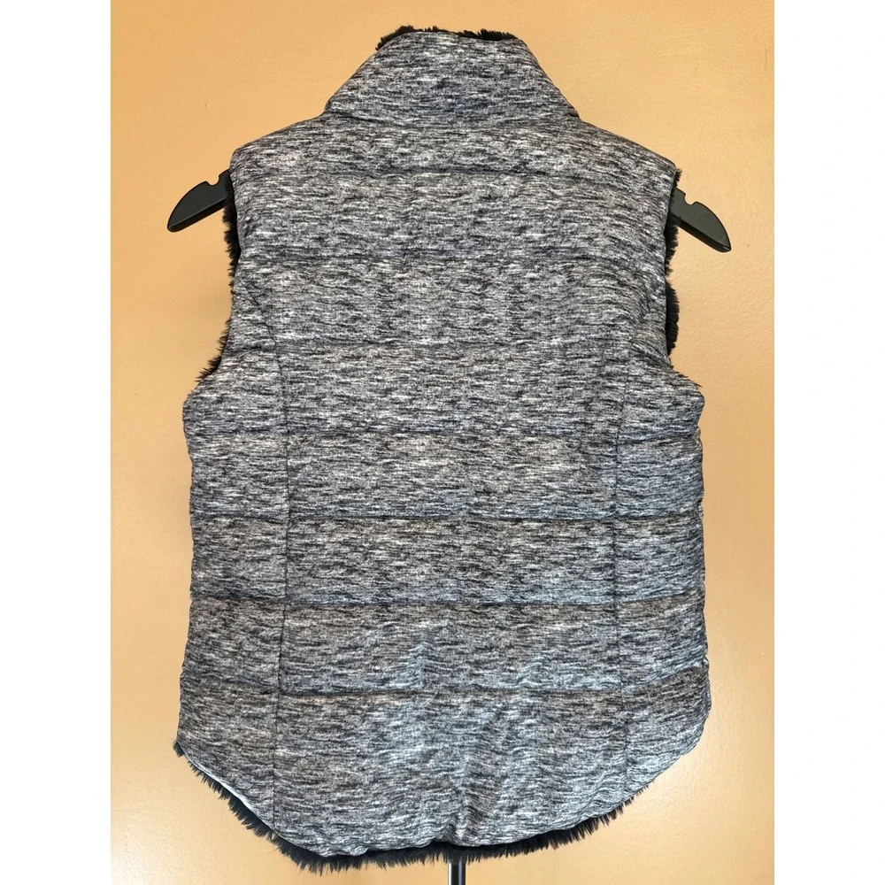 Kids Reversible‎ Weather Vest Black Faux Fur Gray Quilted Puffer Small Zip Up